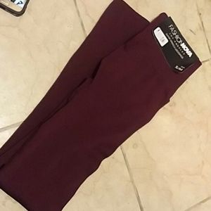 S/m fashion nova burgundy super stretch leggings